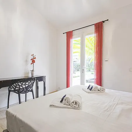 Calme Avec Piscine Entre Pays Basque Et Sud Landes ヴィラ