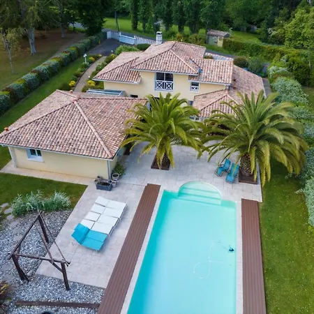 Calme Avec Piscine Entre Pays Basque Et Sud Landes