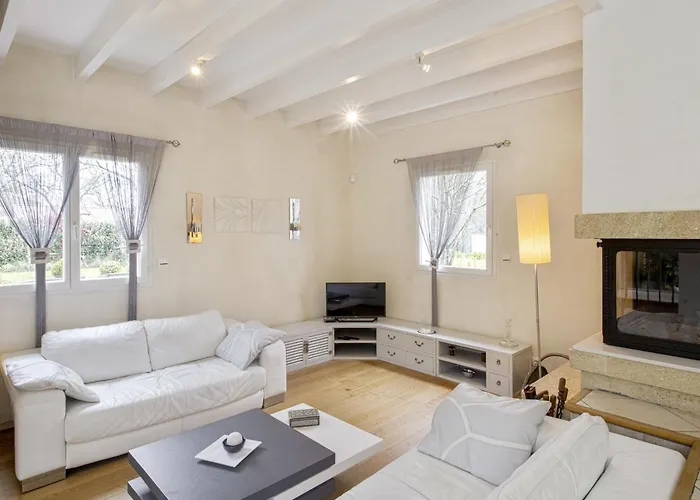 Calme Avec Piscine Entre Pays Basque Et Sud Landes Villa Saint-Martin-de-Seignanx